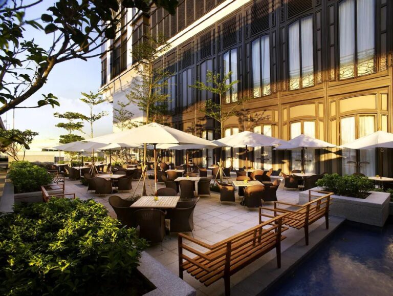 Some Time Off – Hong Kong